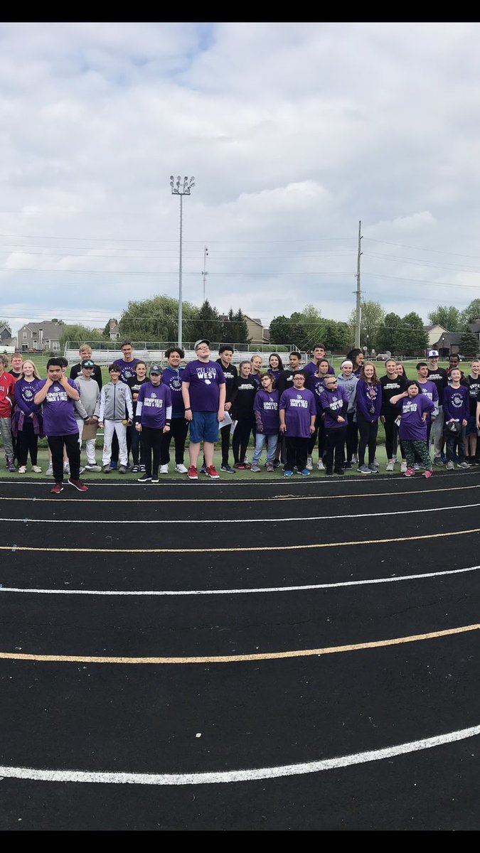 Congrats to our future track and field bulldogs! They put on a great performance today. First ever Middle School HCC Unified track meet.