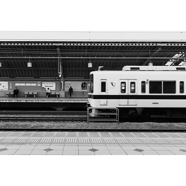 RyCayari's tweet photo. I miss Japan’s transit system. Actually, I am jealous of every city with a robust public transit system.

#monoart #blackandwhitephotographyoftheday #insta_pick_bw #monoart_ #houstonphotographer #photowall_bw #edits_bnw⁣ #bnw_2019 #bnwphotographer #monochromatic #igblacka… https://t.co/djOdpeueOg