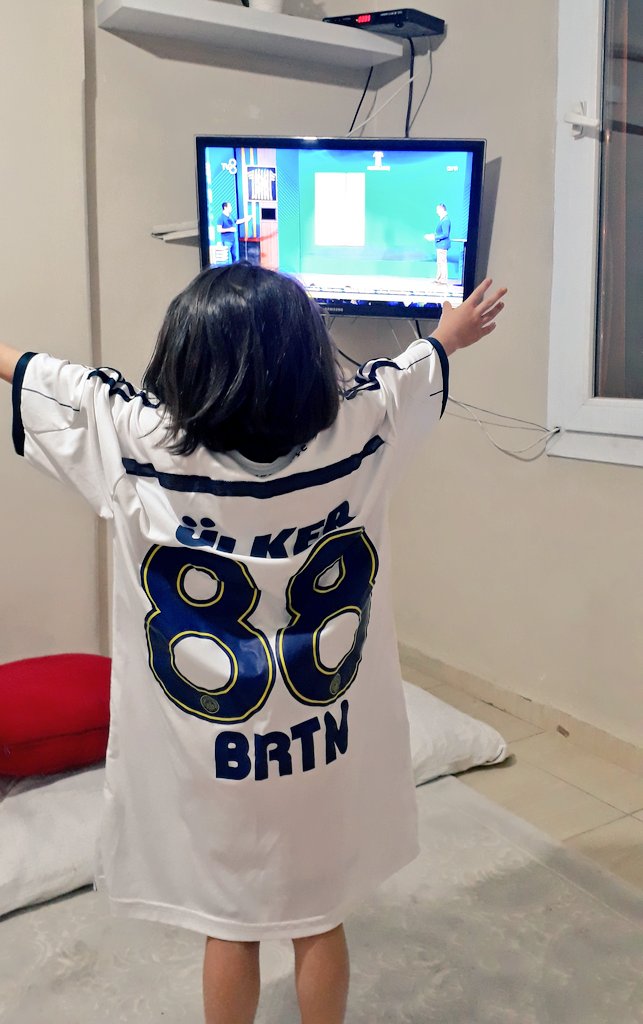 Babadan miras bu sevda..
Beritan
#winwinFenerbahce