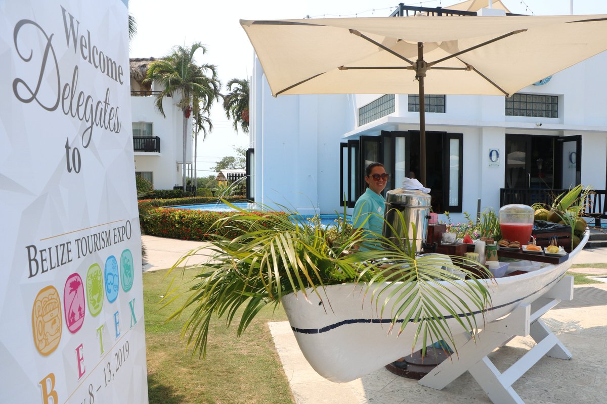 belize_resorts's tweet photo. @theBTIA HOSTS 13TH BELIZE TOURISM EXPO (BETEX), ROADSHOW STYLE! Read all about it and view images at our travel blog. https://t.co/PHXZl4TOCN https://t.co/fLfzwnAUrh