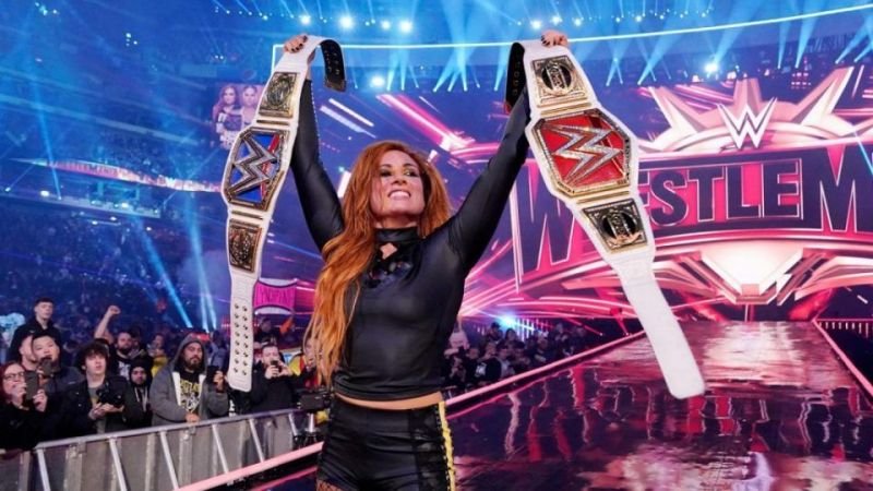 UnownEgoPanda's tweet photo. Notice anything??? 🤔 #TheMans #SethRollins #BeckyLynch #WWE #Seth2Belts #Becky2Belts https://t.co/8NmhsUvgnd