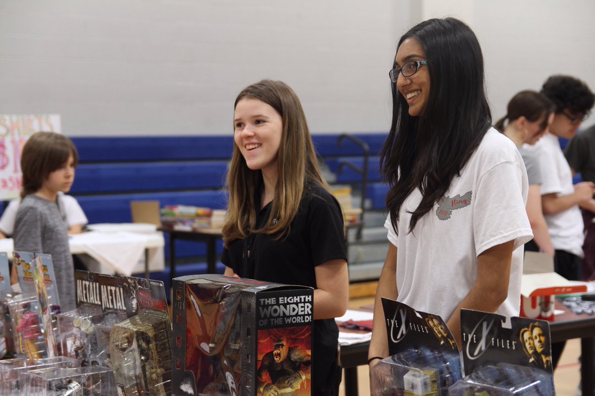 stuco_newtech's tweet photo. Falcon Fling 2019 was a success! Thank you to everyone who volunteered, donated and showed support. We couldn’t have done it without you! #nthcempower #learnerleadershipcouncil @NewTechCoppell https://t.co/erpu5b6r9p