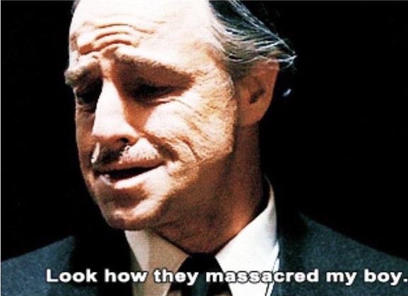 cryptodemedici's tweet photo. Imagine thinking institutions won’t dump on you and trap you so you can sell them cheap corn. https://t.co/ndEsgxoeeK