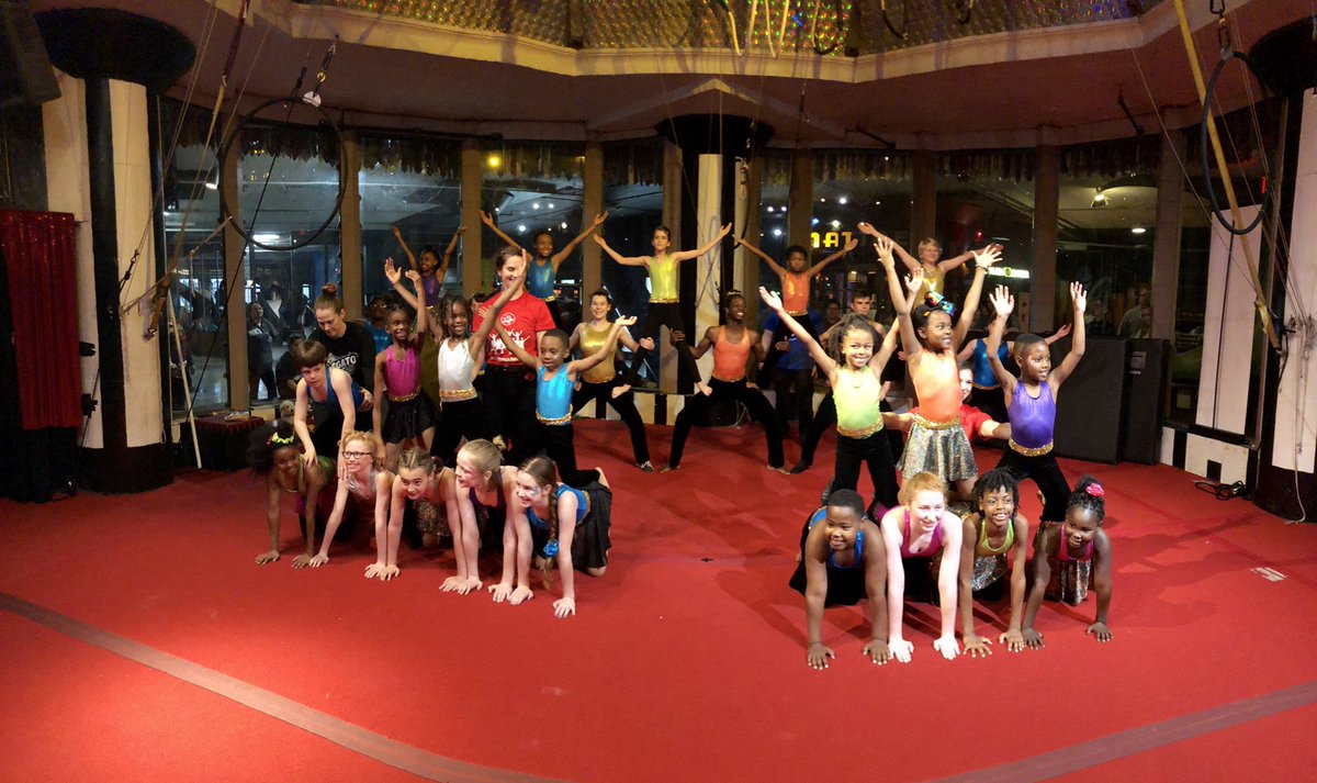 circusharmony's tweet photo. Thank you to our Master Peace Thru Pyramids students who personified our message of focusing on what connects you instead of what divides you in their culmination show!

#CircusHarmony #SocialCircus #CityMuseum #CircusSchool #CircusShow  #WatchOutForFlyingKids #peacethrupyramids https://t.co/DqTrqecgLh
