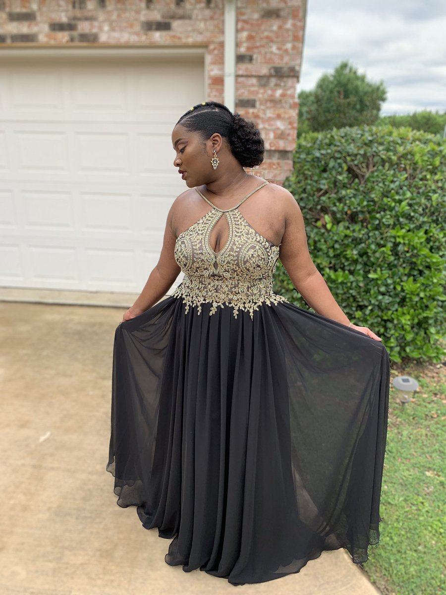 JanelsShow's tweet image. Sparkle like a Diamond 💎, Glitter like Gold🌟 #QueenJ👑 #ViewOnFire🔥