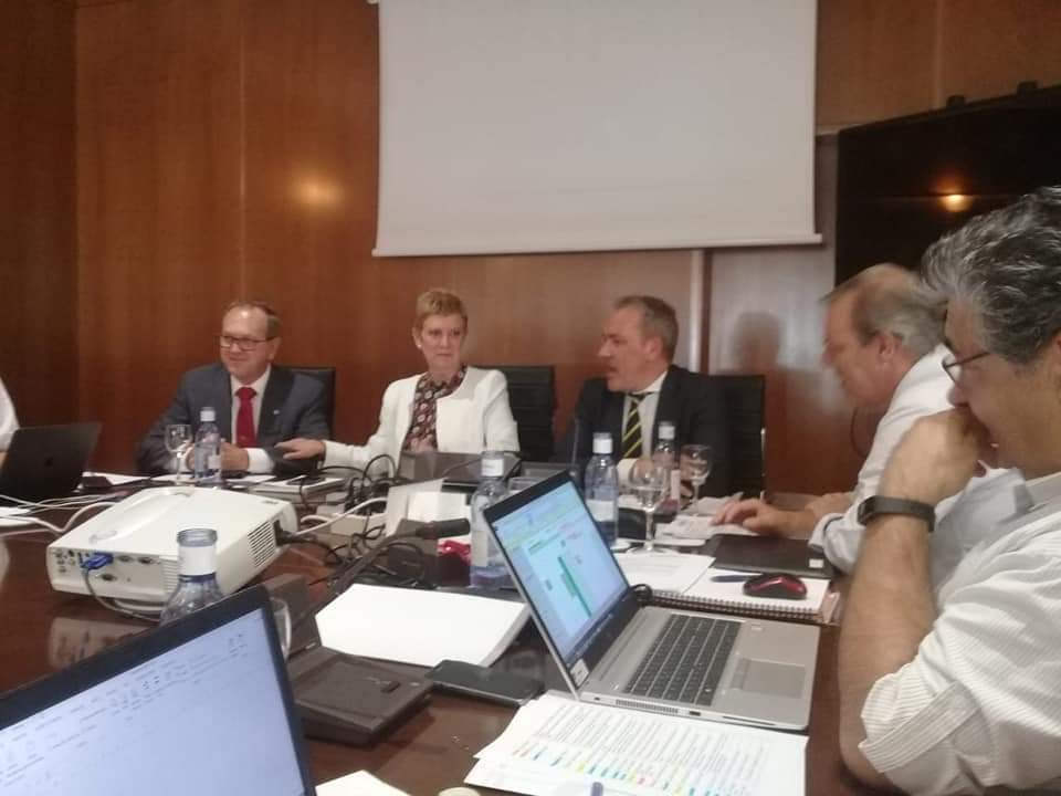 CRESantaCruz's tweet photo. Reunión con Sec. de Estado de Migraciones,Consuelo Rumí,el Director General de Migraciones,D.José Alarcón Hernández y el Presidente del Consejo General de la Ciudadanía Española en el Exterior(CGCEE), Eduardo Dizzi con los miembros de la Comisión Delegada de Derechos Civiles https://t.co/QBTMfTABpc