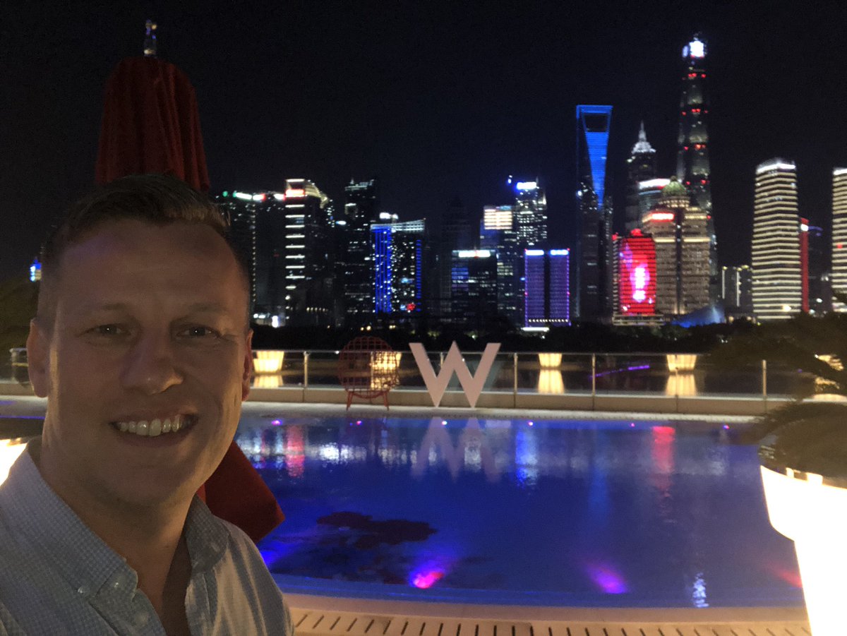 GrahamrossUk's tweet photo. Good evening Shanghai! Great venue set up for this years FCM Focus conference. @FCM_UK #onefcm https://t.co/l2eqplKd2j