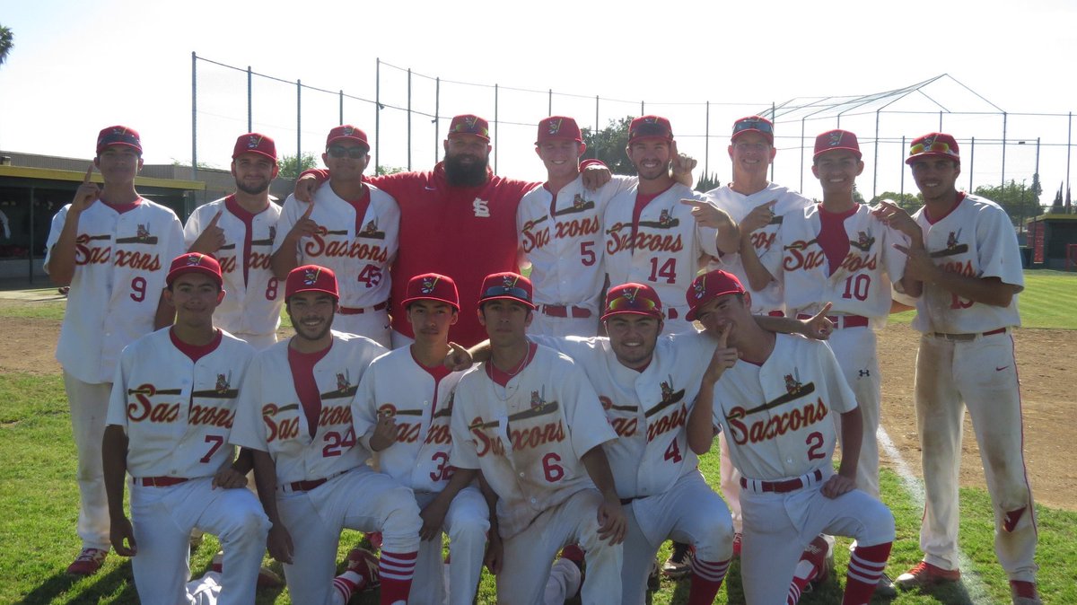 Loara Baseball tweet media