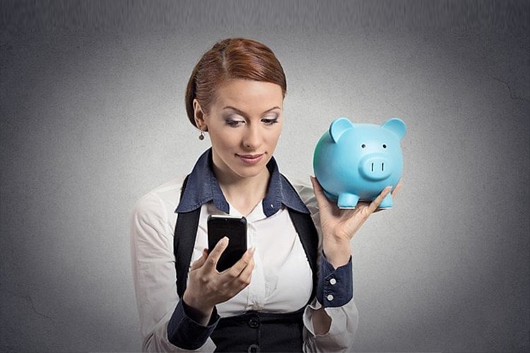 michaelyardney's tweet photo. What is your relationship with money like? It's an unfortunate fact of life that many people are terrible with money. So how can you change this? Discover 7 money lessons that everyone need to know - in just 7 minutes: http://propertyupdate.loc/7-money-lessons-in-7-minutes/ https://t.co/RWrENfrzPd
