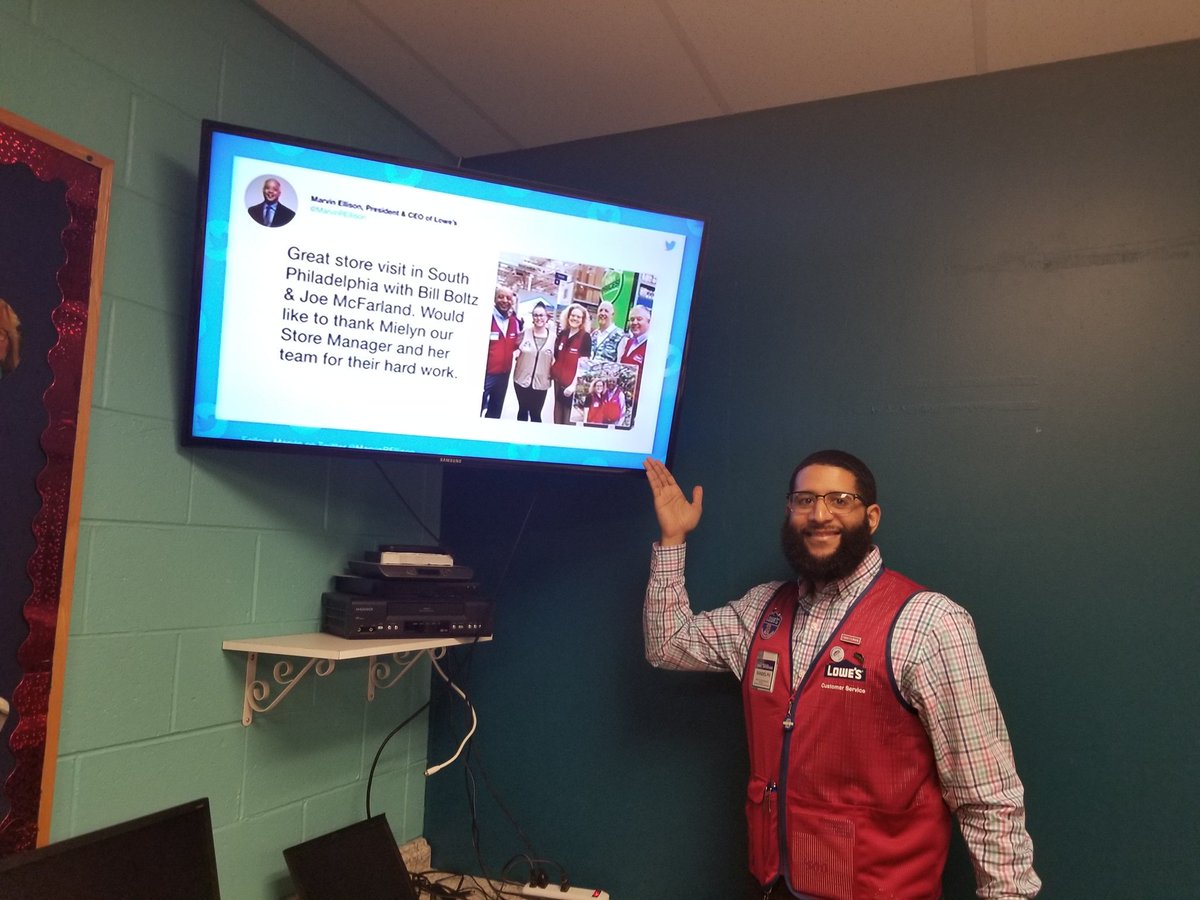SouthPhillyASA's tweet photo. I made it to the big screen with my new pals, @MarvinREllison &amp; @Joe_McFarland_ #goodtogreat #family #southphillypride #myloweslife @Jimmy1365MD @MyCasaTaylor @MzMyra2U https://t.co/wsjvPysLVN