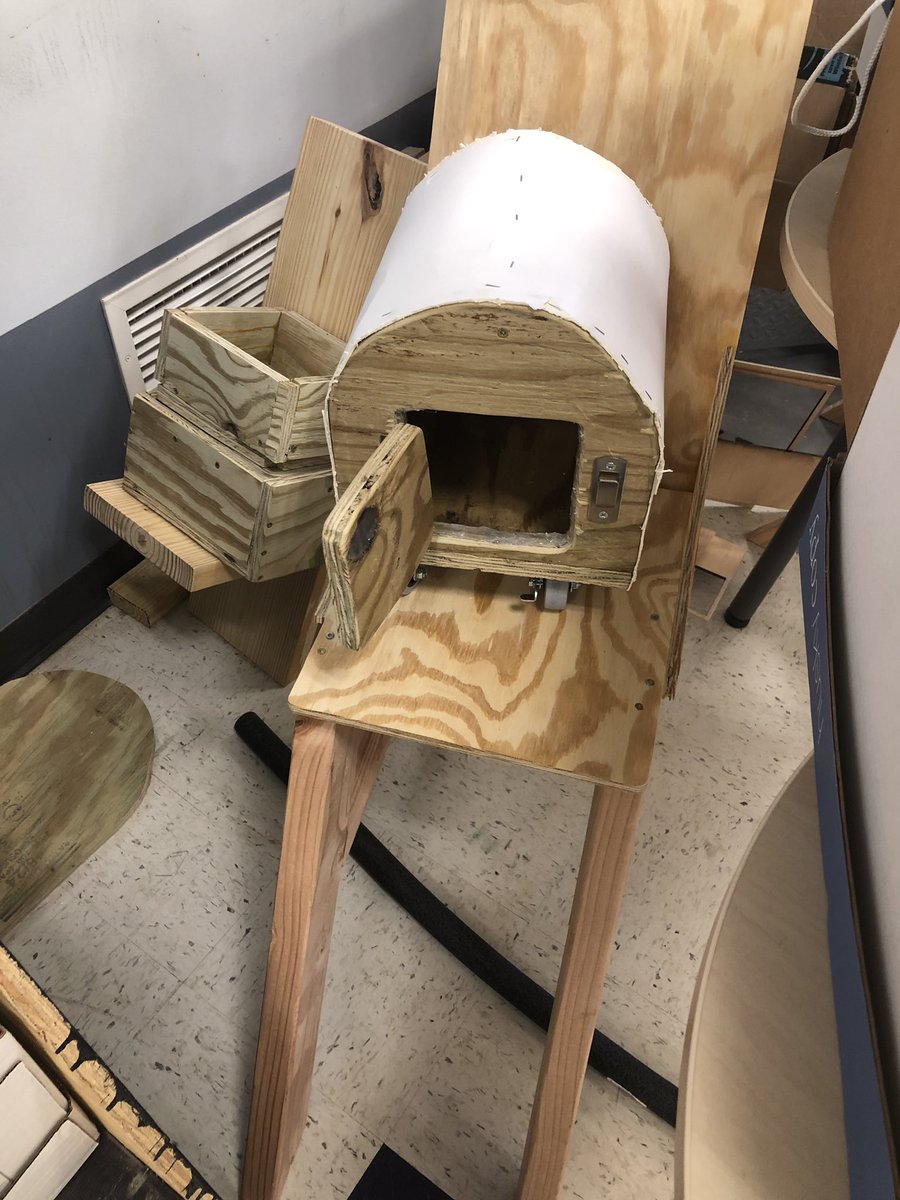 Dream team ready for a rolling doghouse? <a href="/chalkrelic/">anne straume</a> @hoosjon <a href="/sshaffer4/">Sandy Shaffer</a> <a href="/shellyrobins0n/">shellyrobinson</a> <a href="/RickVrhovac/">Rick Vrhovac</a> <a href="/jtmitchem/">John Mitchem</a>