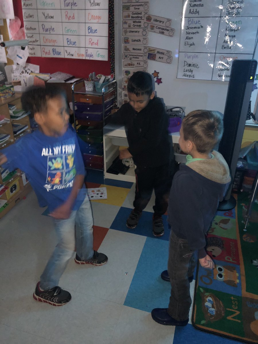 MrsJennMorris's tweet photo. Our countdown to summer has officially started. Today was our first day and now 23 days to go! #WhoseCounting #StrongPirates #CountdownToSummer #DanceParty #TeacherLife #CaptainMorris https://t.co/6MsOdnT7ka