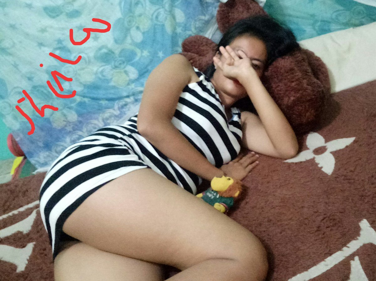 Wifenya malu2.. Edisi mncari partner yg bsa massage.. Wife pengen d pijat.. Yg ada d medan.. D tunggu DMnya