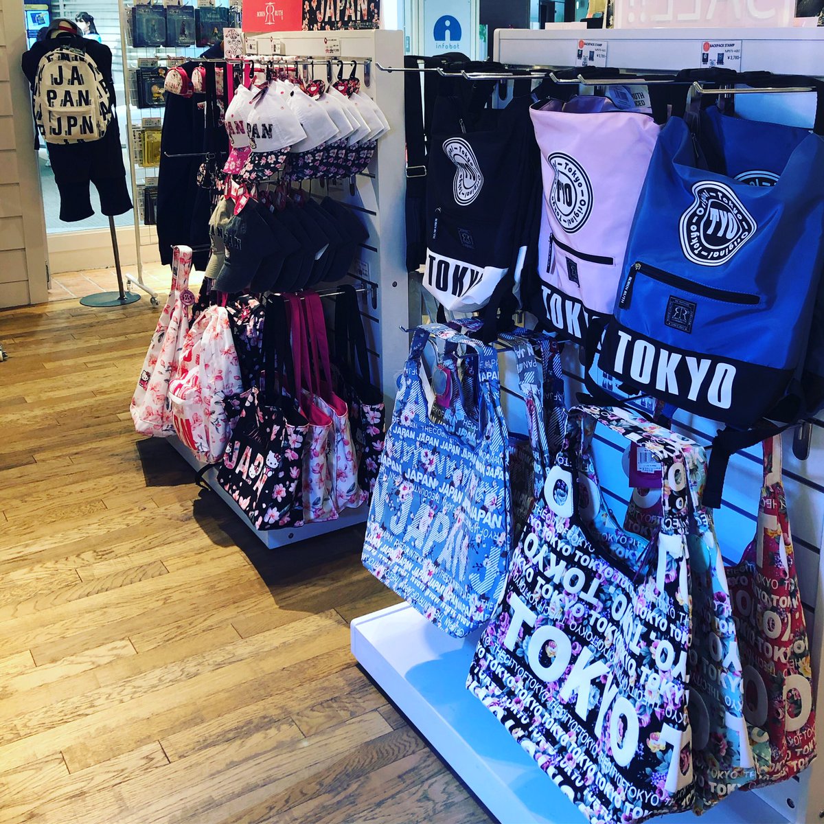 RobinRuthTokyo's tweet photo. Robin Ruth Tokyo 🗼Spring 2019 collection🎀 Odaiba🗽 #robinruth #robinruthtokyo #robinruthoriginal #benoticed #tokyo2020 #japan2019 #hellokitty #tokyobag #tokyobackpack #tokyocap #tokyosocks #sakurabag #japanoriginal #sakuraneckwallet #sakuracoincase #japan #tokyo #odaiba https://t.co/1YK4RZmvyl