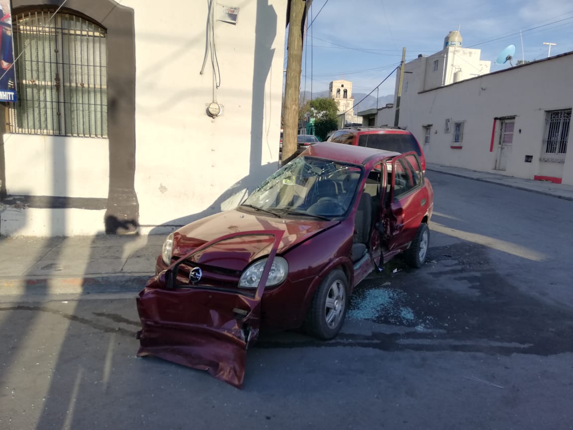 TelediarioCoah's tweet photo. #Telediario #Saltillo #Accidente vehicular sin lesionados en José Maria La Fragua y Juan Antonio de La Fuente. https://t.co/wlDr9puevO