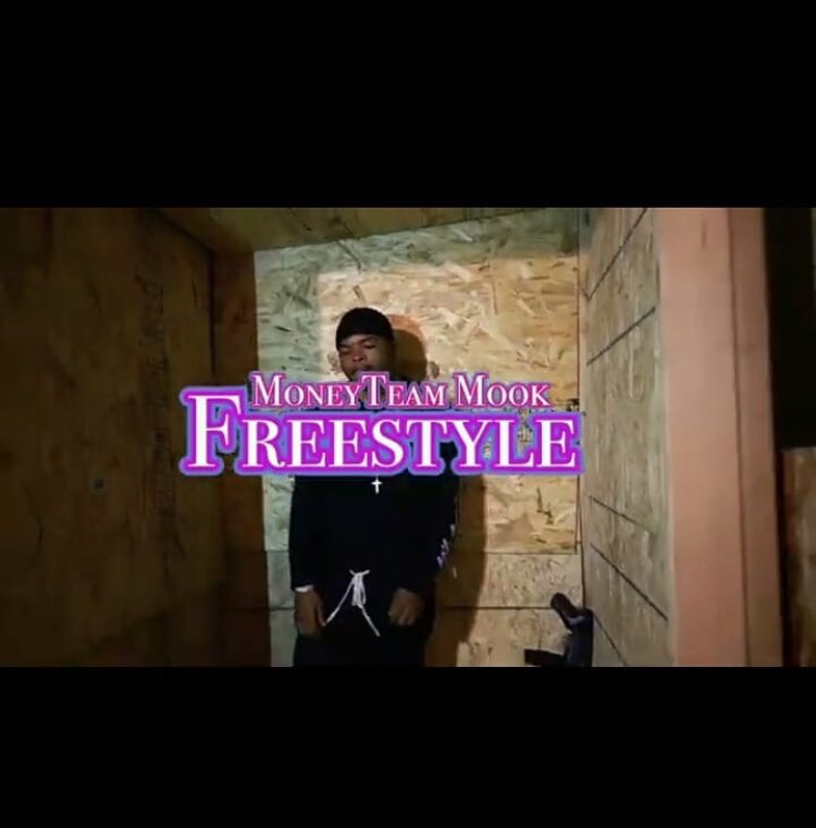 MookTherealmt's tweet photo. Check link n bio 🗣🙌🏾‼️ just drop ah new video 🎞 out on youtube now 📺🚨MoneyTeam Mook “ Freestyle “ 🚀💫 #BihReub #Ripjeff #TRMT #HHB #Detroit #Artist https://t.co/rntKUc2p87