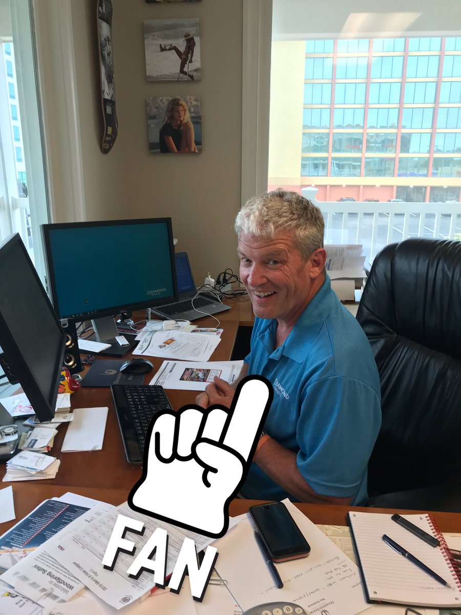 nanperusse8's tweet photo. We have so many amazing dedicated team members @diamondresorts @DiamondDaveVB inspires us all ! He is the relationship person and makes us all better @VisitVaBch thanks for all you do ! https://t.co/G2Er6BKGLi