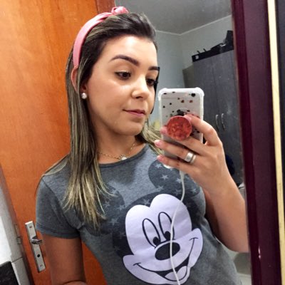 isalais1's tweet photo. #NovaFotoDoPerfil https://t.co/hB5NQD9O9o