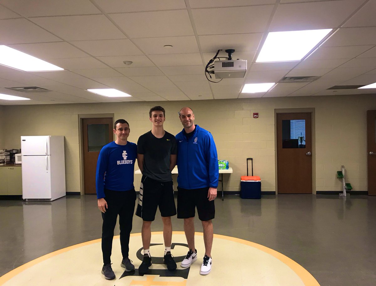 kyle_ingram1332's tweet photo. Thanks to @CoachSchweer and @BlueboysHoops for coming to open gym today and offering me the opportunity to join your program! #goblueboys #gocyclones @CoachSchweer @COACH_T_ALLEN  @sean_mac10 @IL_IrishMBB https://t.co/6Kn5WTlVjB