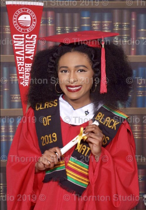 sir_ree_duh's tweet photo. Apply yourself to supply your wealth. Only limitations you'll ever have are those that you place upon yo'self (let grad szn begin) 🎓
.
#SBU #StonyBrook #StonyBrookUniversity #2019 #ClassOf2019 #CO2019 #BlackExcellence #BlackGradsMatter #GradSZN https://t.co/fYYDDtDI9H