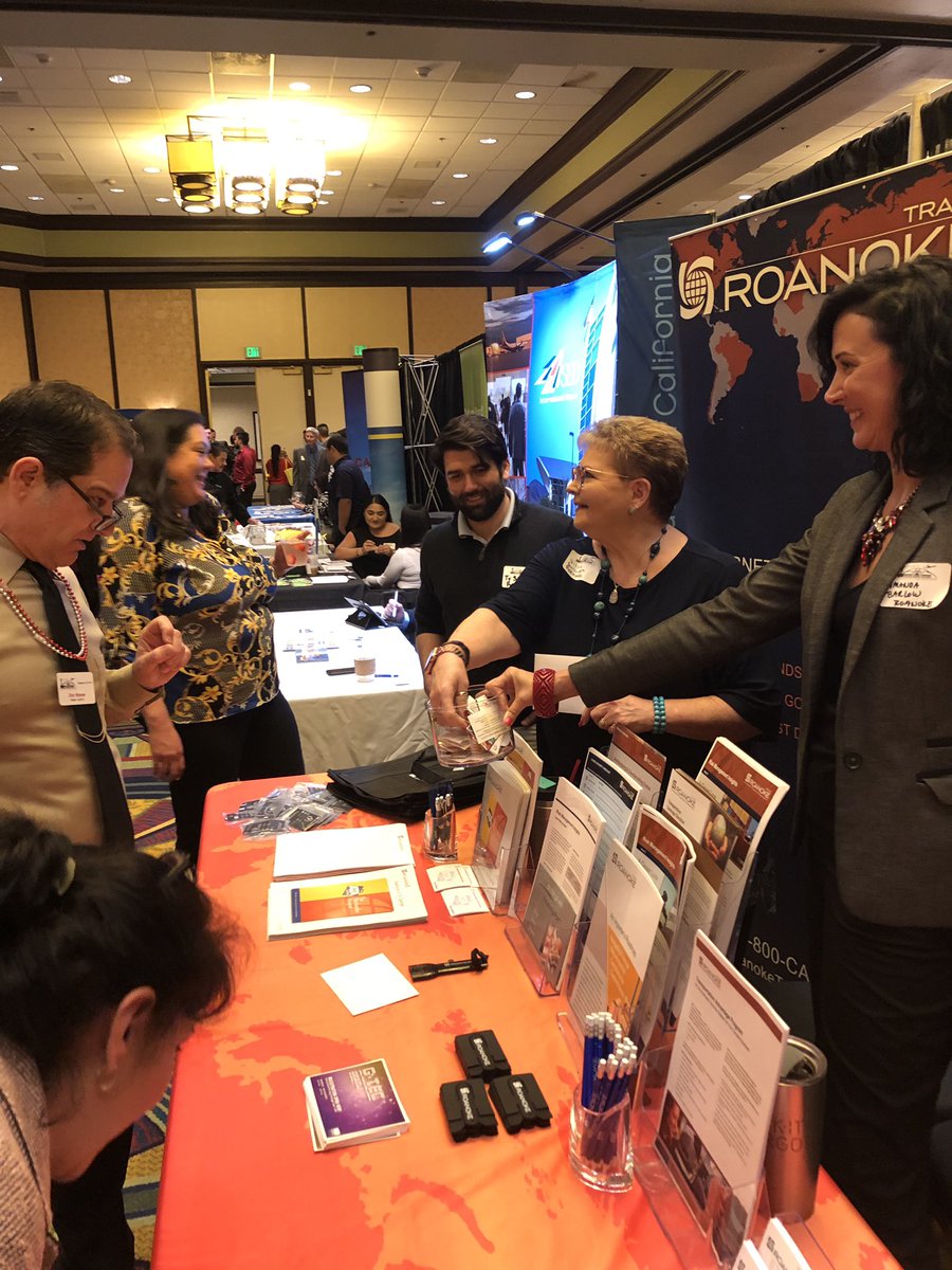 ATACarnetAmanda's tweet photo. 2019 LA Air Cargo Day a great resource for air cargo related services! @RoanokeTrade always happy to support and congratulations to our booth raffle winners! #worldtrademonth #worldtradeweek #wtw2019 #aircargo #laaircargo https://t.co/4yvYBI0EWI