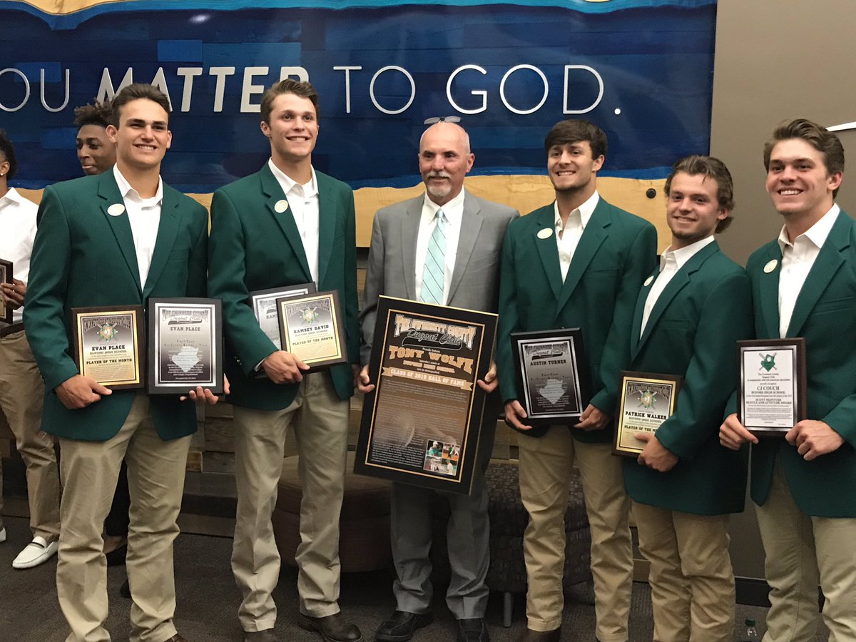 Bwolvesbaseball's tweet photo. Congratulations to @bhscoachwolfe for being inducted into the Gwinnett Dugout Club Hall Of Fame tonight!!  Too many accolades attached to 15 state championships to list. Better than accomplishments is the character, class, and service to others displayed the last 23 years at BHS! https://t.co/QNubHpgqfi