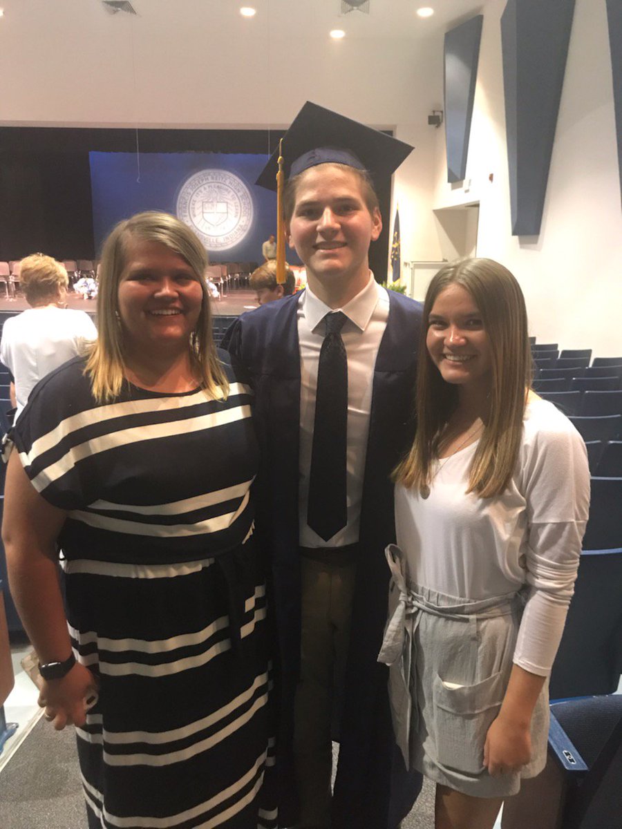 Congratulations to Konner Kolb and Tory Higgs for receiving the Chase Hagan Memorial Scholarship for 2019.