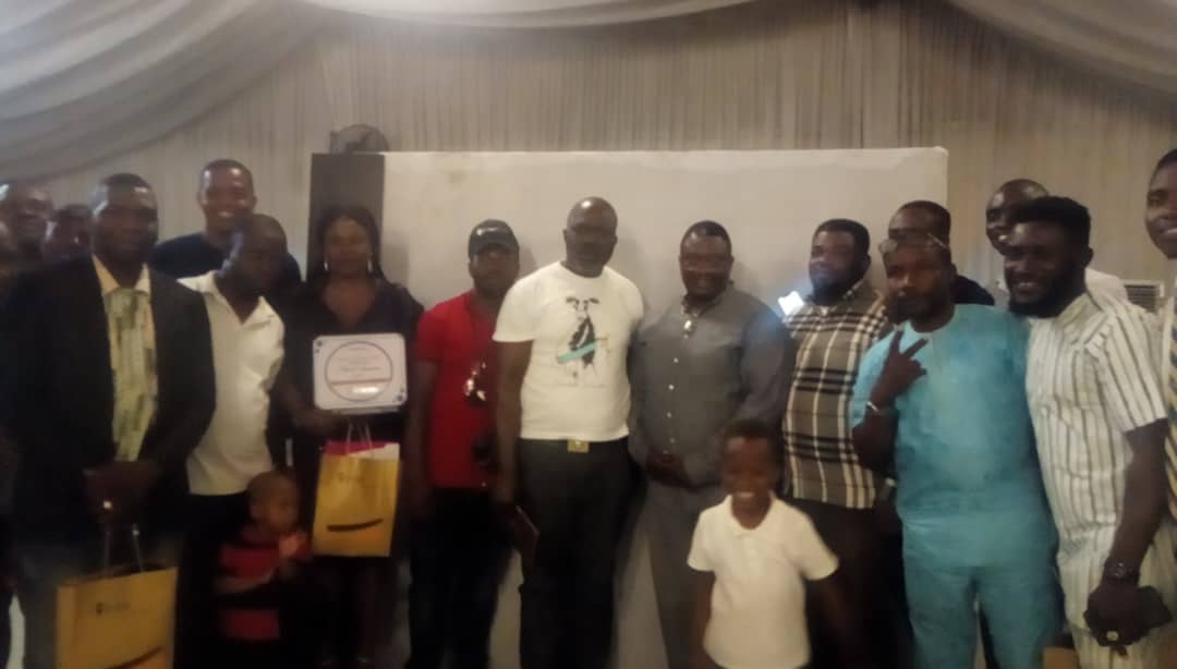 digtlang's tweet photo. Congratulations to our Welfare director @nkcreationzs for receiving the PROLIFIC AUTOPRENEUR AWARD from @IntercabN. We say thanks for making us at @apcedng proud, as we wish you both success in your future endeavours. https://t.co/nWfEPmAnOq