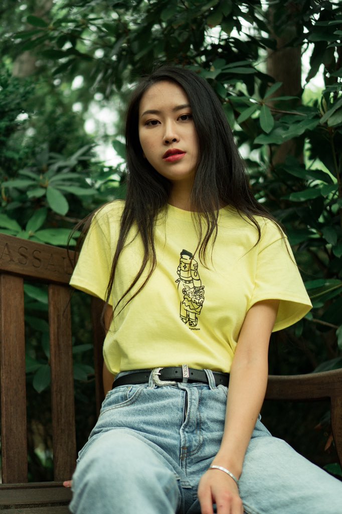 bigflameyellow's tweet photo. HEROINE tee https://t.co/tLnepSayzU