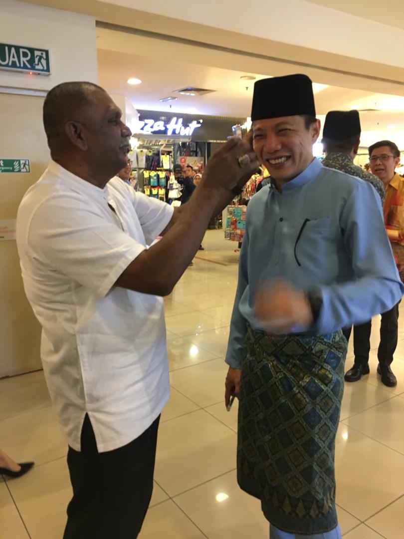 AbOpenang's tweet photo. KECERIAAN RAYA DI #AgrobazaarAidilfitriFAMA@Sunway Carnival Mall Seberang Jaya
LG Floor 
10.00 Pg - 10.00 mlm
@FAMA_Malaysia 
@famapulaupinang https://t.co/cQaXmh1KvY