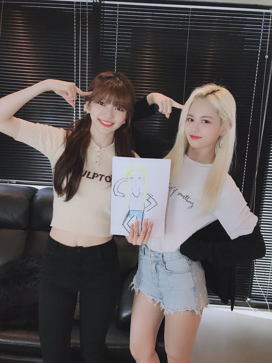 everglow_chile's tweet photo. « OFICIAL / 190505 » 🔮 Actualización de #EVERGLOW en la cuenta oficial de Twitter 

Cr: @EVERGLOW_twt 
[ EVERGLOW Chile - SK✨ ] https://t.co/XuDOxzGeRS