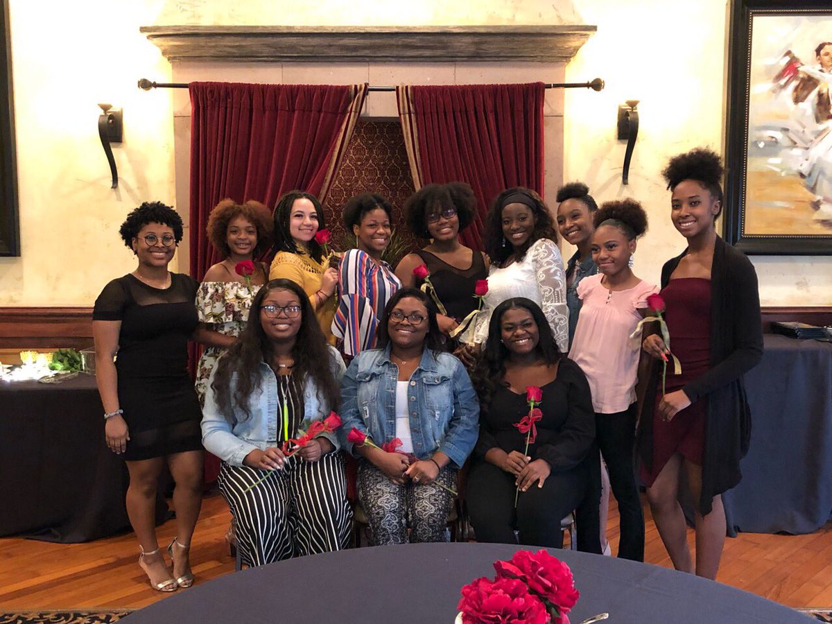 SMSD_Sensations's tweet image. And now comes the end of an era✨ The Stafford Sensations annual banquet was a success! Cheers to the graduating seniors and congrats to everyone who earned an award tonight!!❤️💛 #CommittedtoSMSD #staffordsensations #itsagreatdaytobeaSpartan