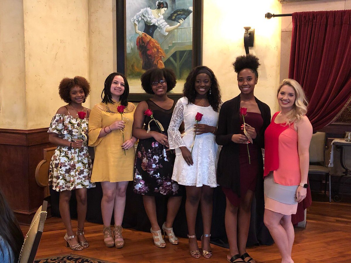 SMSD_Sensations's tweet image. And now comes the end of an era✨ The Stafford Sensations annual banquet was a success! Cheers to the graduating seniors and congrats to everyone who earned an award tonight!!❤️💛 #CommittedtoSMSD #staffordsensations #itsagreatdaytobeaSpartan