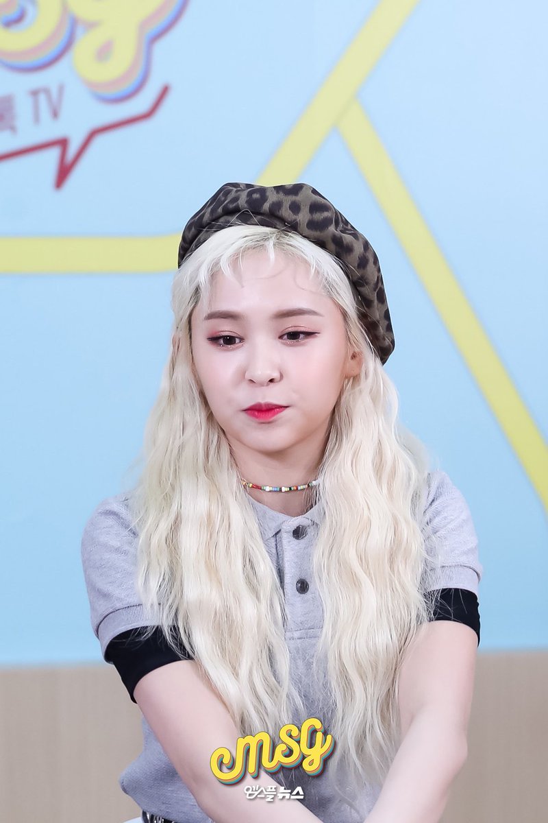 everglow_chile's tweet photo. « IMAGEN / 190507 » 🔮 Fotos de #EVERGLOW en la cuenta de IDOL TALK MSG en Twitter 

Cr: @msg_idol 
[ EVERGLOW Chile - SK✨ ] https://t.co/OY0YOtDnhL