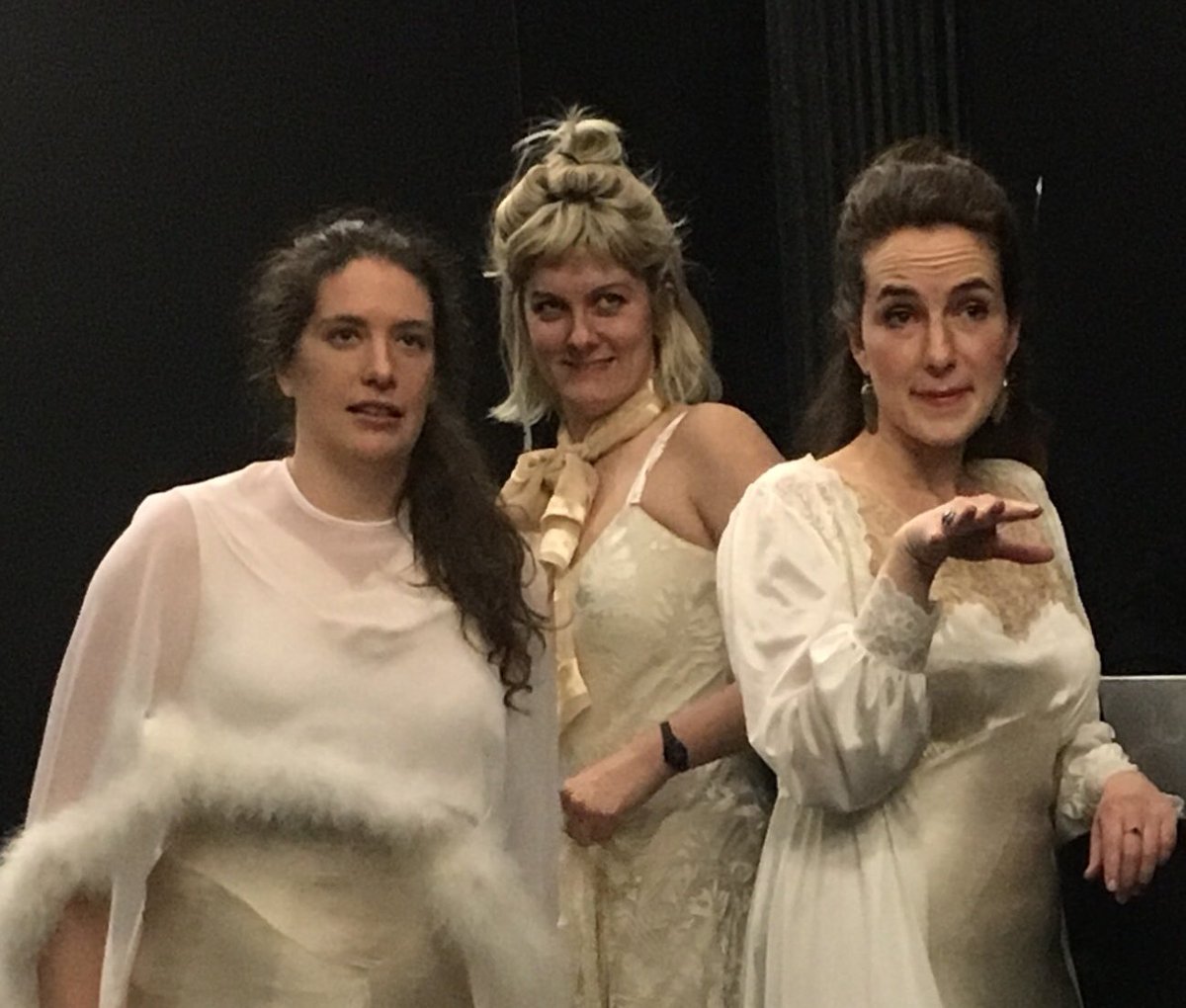 smlivetweets's tweet photo. The moment your director says “strike all the blocking”
#stagemanager #actors #theatre #theatretech #offoffbroadway https://t.co/474JePOvue