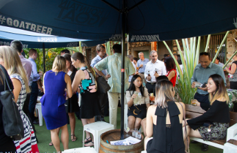 Chartered_Accts's tweet image. #AliceSprings Looking for a valuable opportunity to meet some new faces, network with current colleagues and honour our long-standing members? Don’t miss our upcoming cocktail event.  
 #theterritory #boundlesspossible #territoryproud @NthAust  events.charteredaccountantsanz.com/events/member-…
