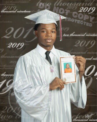 nxheart_'s tweet photo. after getting expelled 5 years in a row i finally turned my life around, in a few days iโll be walking cross that stage ๐ช๐จ๐ฝโ๐
#LLJeremy , all this for you bro https://t.co/1jlkgeDAky