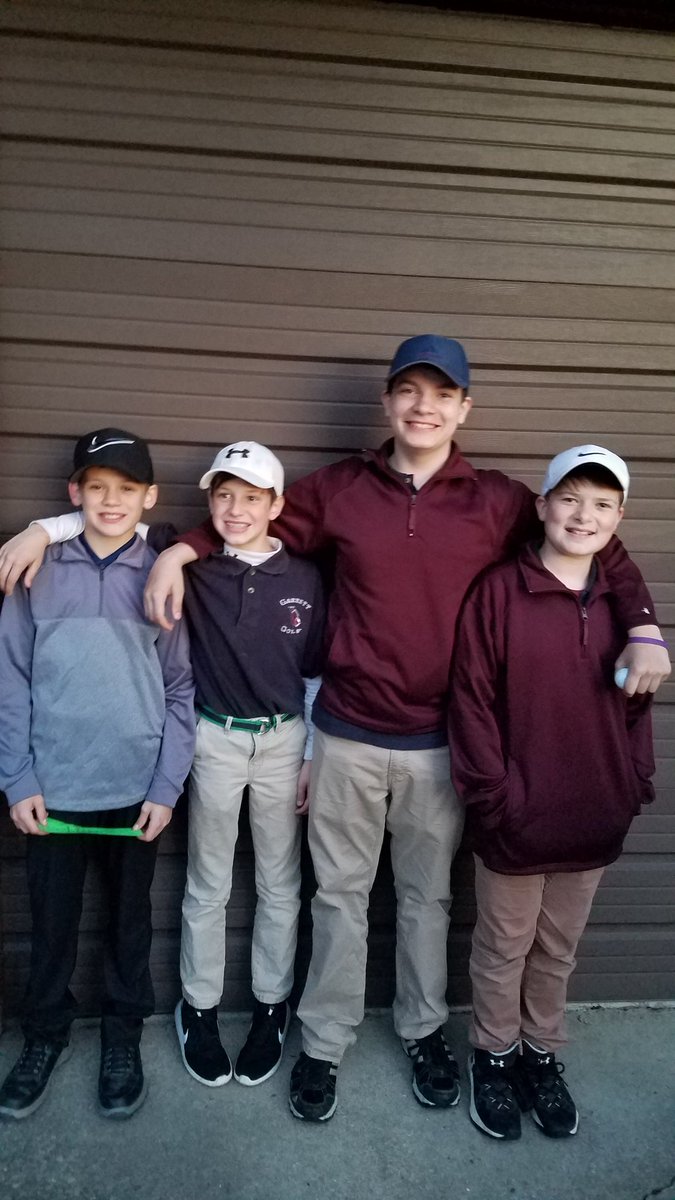 CoachSamMalcolm's tweet photo. Thoroughly enjoyed the @GMSLocomotives Golf team this spring. A Jr. NECC 6th place team finish and a 5th place individual medalist finished off the season. Enjoy the game fellas! #GKBNoLimits https://t.co/UwO5jGnUmd