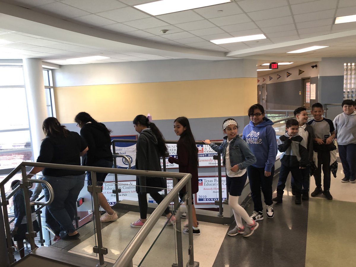 FrankLu49133557's tweet photo. Wishing all our 3rd to 5th graders the best of luck on their STAAR test. Thank you teachers for all your hard work. @KENNEDYesHISD @SamuelBrazielSr @hscavazos https://t.co/aDlROPrnr2