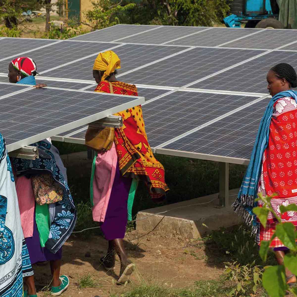 #ClimateMatters <a href="/BakuluPower/">Bakulu Power</a>. How Ugandans on Lake Victoria are leapfrogging into a green energy future. Article by Neo Maditla <a href="/LuciaWamala/">Lucia Bakulumpagi-Wamala</a> #climatechange  #renewableenergy

ow.ly/XRuB50u9yW3