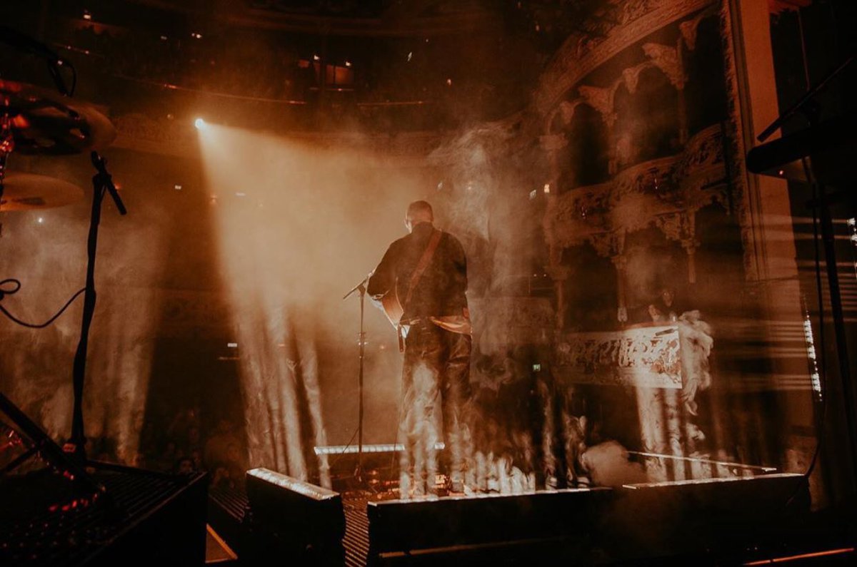 DermotKennedy's tweet photo. Thank you for welcoming me home like that Dublin. Night 1 at the Olympia was incredible. It felt so so special! Let’s do it all again tonight! X
.
📷 by @lucyfosterphoto https://t.co/KqHzhavb3p