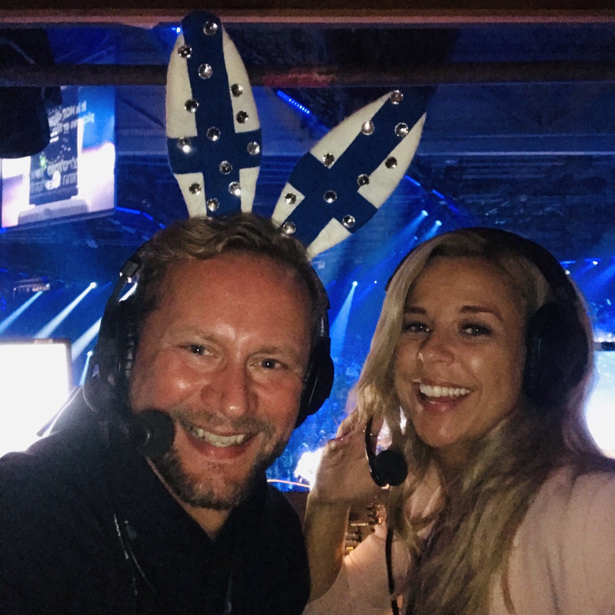 Mikkosi's tweet photo. Tänään @Darudevil kannustetaan #euroviisut -finaaliin! Lähetys klo 22 @YLETV2. Kommentoin @KristaSiegfrids’in ja SUN kanssa. Osuvimmat some-kommentit otamme mukaan selostukseemme. Kiitos avusta twiittaajat 🙏🏼🇫🇮😍 @yleeurovision #eurovision https://t.co/pzywUHcZhv