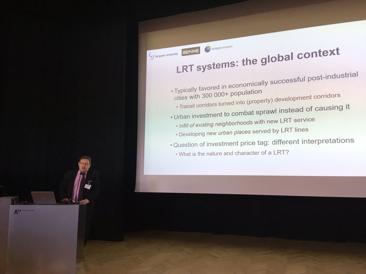 Professor <a href="/IKarppi/">Ilari Karppi</a> @TampereUni <a href="/bemine_project/">BEMINE</a> tells about ‘a rocky road to metropolitan light rail scape’ and ‘renaissance of light rails’ in ‘Urbanising Society - bridging the development and growth’ seminar in Otaniemi #strategicresearch <a href="/Akatemia_STN/">Strateginen tutkimus</a> #mobility