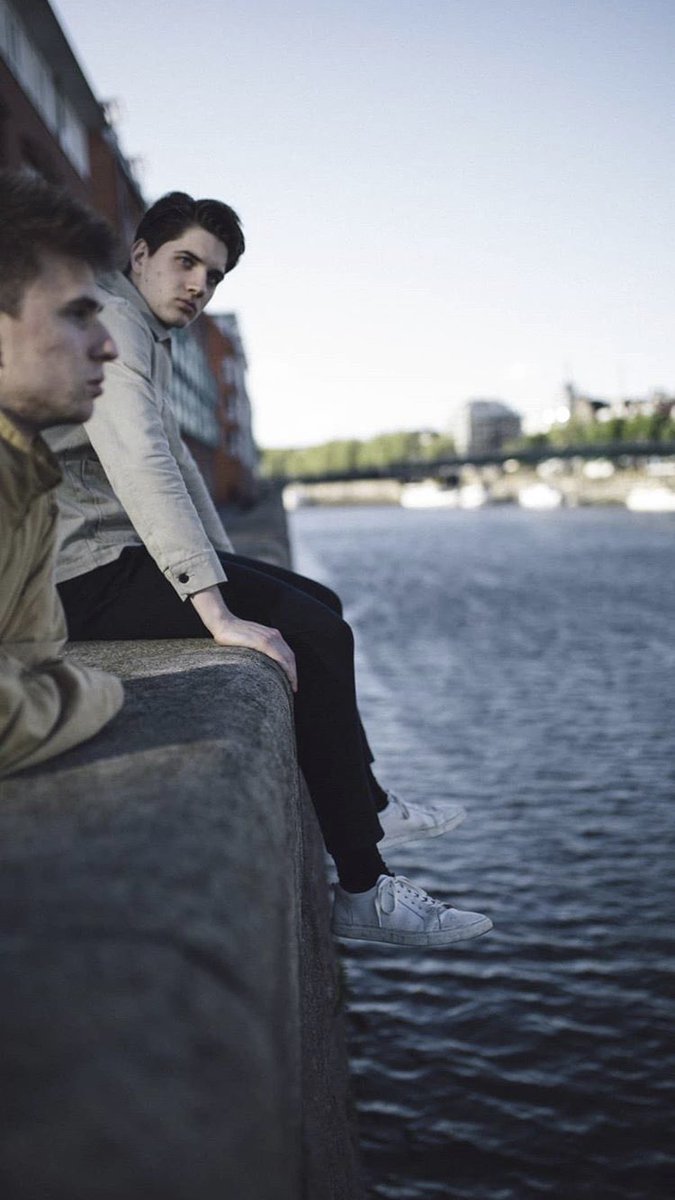 giantrooks's tweet image. BTS of @GiantRooksMusic in Bremen for Day 18 of the #WildStare tour! 📸 - @/GiantRooksMusic Instagram 🧡