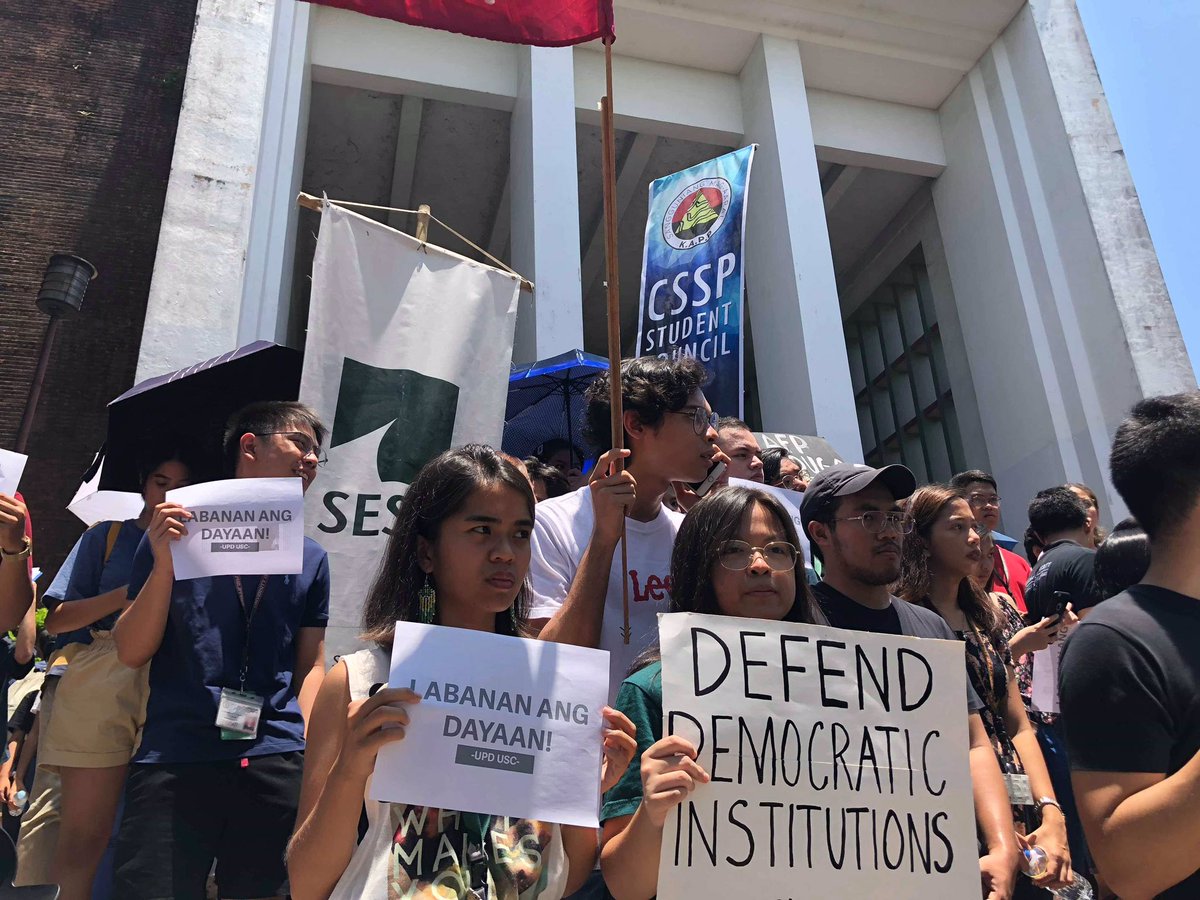 Happening now: Mobilization against all forms of election sabotage and fraud

See you at the AS Steps.

#EndEliteRule
#ResistTyranny
#DefendDemocraticInstitutions