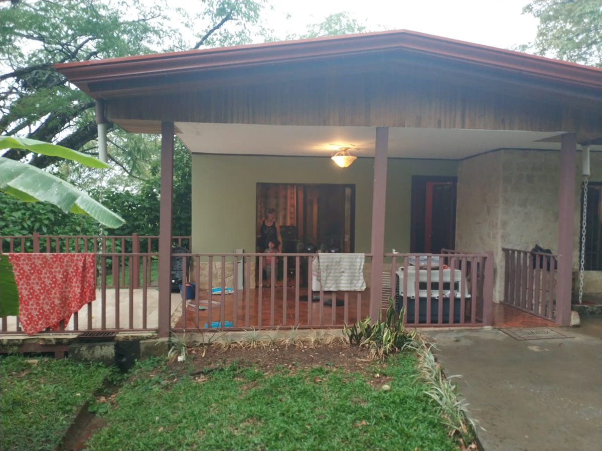 Deb_Bugging's tweet image. Just moved in to my new house. So excited! Still lots of unpacking to do, but for now the kiddo and hubby are asleep so I need to get some coding in.