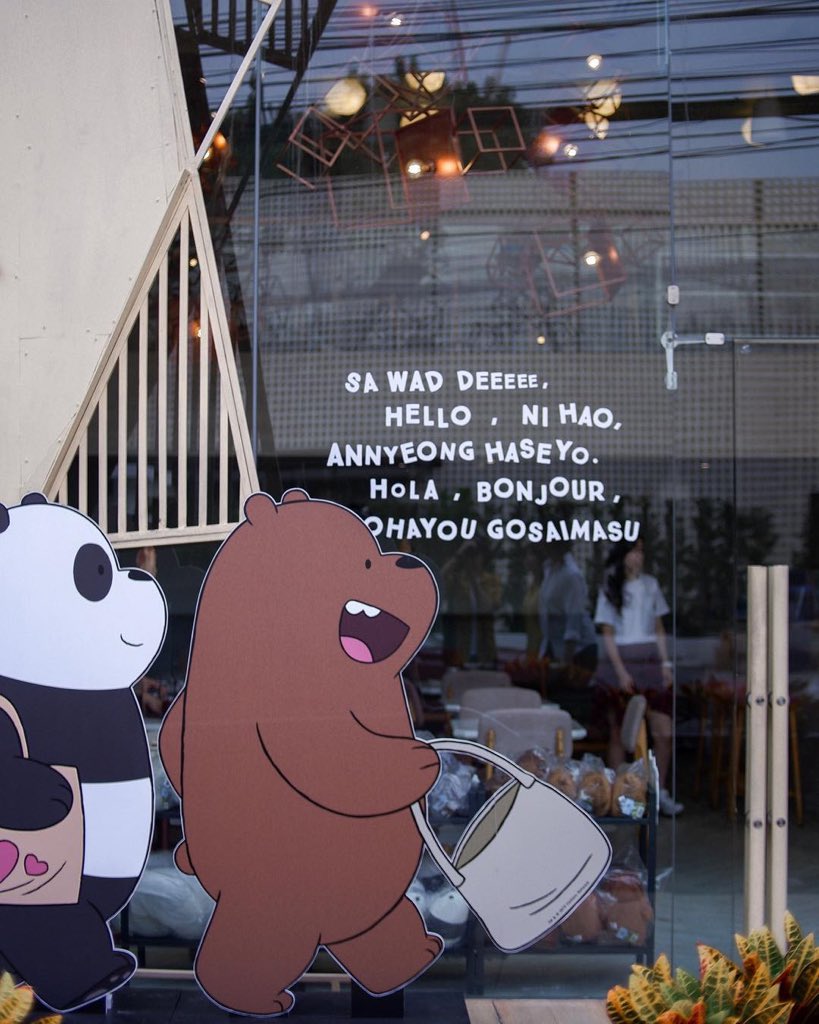 gocafethailand's tweet photo. “SHUGAA” 🍬☕️🍦
พิกัด: ซ.สุขุมวิท 61 📍
สามารถเดินทางมาโดย BTS ลงสถานีเอกมัย ทางออกที่ 1

เป็นคาเฟ่ที่น่ารักมากก สีสันสดใส สไตล์คิ้วๆ ร้านมี 2 ชั้น ภายในร้านกว้าง มีหลายโต้ะ บรรยกาศในร้านดี มีมุมให้ถ่ายรูปหลายมุม @aroii @Kin24hrs #รีวิว #รีวิวคาเฟ่ #คาเฟ่ https://t.co/qlPfir1C0Q