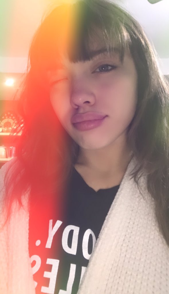 LenaNarvay's tweet photo. Bye 🌙 https://t.co/2RWKJfcFej
