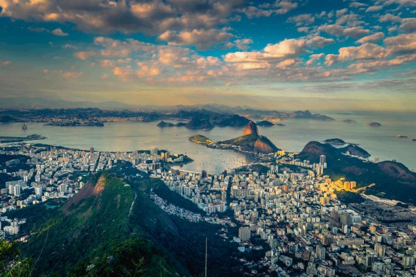 confectionprod's tweet photo. Brazil's leading confectionery companies gear-up for this year's Sweets and Snacks Expo in Chicago, along with the global confectionery sector @SWEETSandSNACKS #ABICAB #BRAZIL #Garoto #Chicago #confectionery #sweets #innovation #confectioneryproduction...https://t.co/OhEBlLEcfH https://t.co/c2Mh4jQmIs