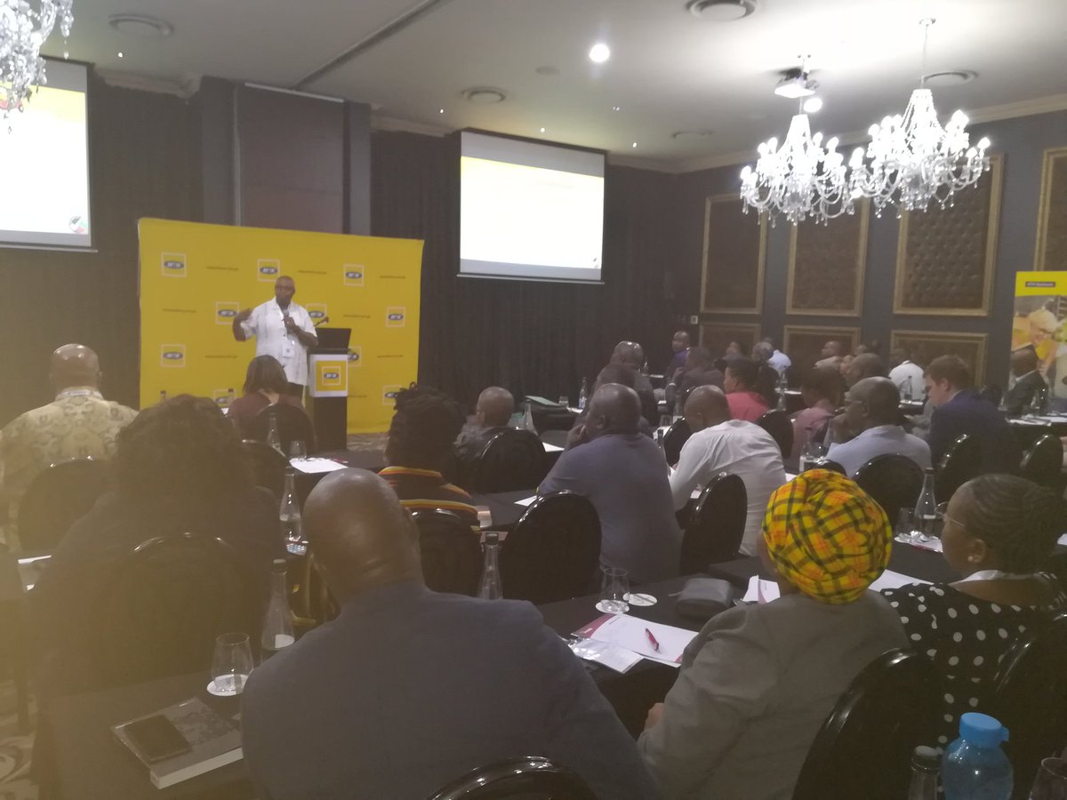 PSICTForum's tweet image. Lumko Mtimde, CEO of USAASA, mentioning that if that if there is no connection in villages and townships, we will create an even bigger devide #PSICTForum Smart cities, villages and townships, Limpopo